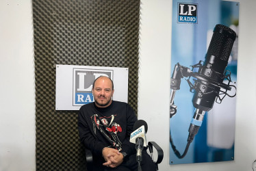 José Manuel Varela, propietario del bar Silmaril en Manizales. 