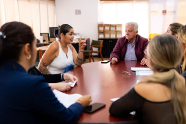 Con acompañamiento territorial y espacios de capacitación, la Alcaldía de Manizales, a través de la Secretaría de Desarrollo Social, inició la primera fase del proceso de acompañamiento previo a la jornada electoral de las Juntas de Acción Comunal, cuya elección se realizará el 26 de abril de 2026