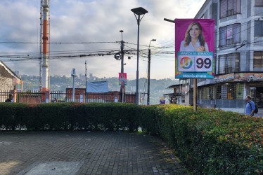 María Irma Noreña, candidata al Senado, es la responsable de la publicidad política que infringe la norma en un municipio de Caldas. Según la Alcaldía, se retirará el pendón y habrá una sanción.