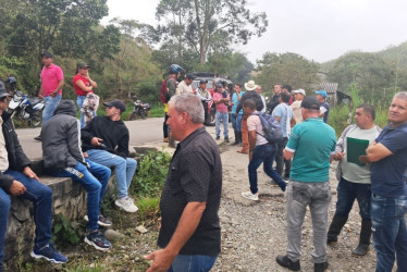 La comunidad del oriente de Caldas adelantó bloqueos en la vía entre Samaná y La Dorada para oponerse a los nuevos planes del Proyecto Hidroeléctrico Miel II.