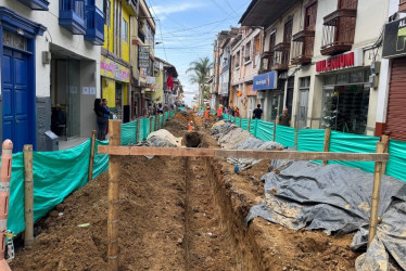 Tras retrasos y cuestionamientos, se reactiva la remodelación del Centro Histórico de la Abuela de Caldas. Cuatro ciudadanos opinan al respecto.