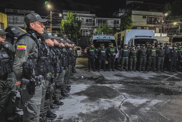 Las autoridades compartieron los alias de los seis fugados para que la comunidad ayude a dar con el paradero. 