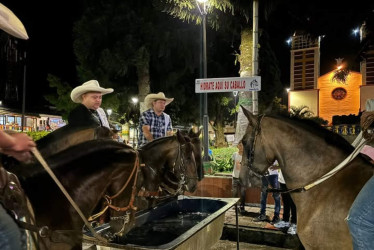 Encuentro de caballistas en Samaná