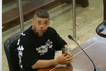 Fotos de LA PATRIA| LA PATRIA  "El procesado se abalanzó sobre el agente de tránsito y lo golpeó en el ojo izquierdo, lo que requirió la intervención de la Policía, que esposó al implicado y lo retiró del lugar", narró el delegado del ente acusador