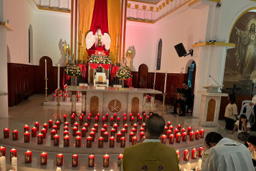 Hora Santa en la parroquia Nuestra Señora del Rosario de Chipre, Manizales.