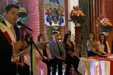 La Procuraduría abrió una investigación en contra del alcalde de Anserma (Caldas), Ómar Andrés Reina, por presunta participación indebida en política.