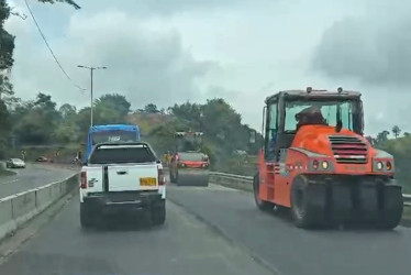 Trabajos de pavimentación en el corredor vial buscan mejorar su vida útil y garantizar condiciones óptimas para los usuarios. 
