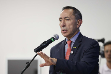 El presidente de la petrolera colombiana Ecopetrol se separa del cargo de manera temporal