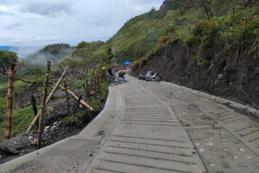 Cerrarán está vía en municipio de Caldas durante esta semana tras obras de placa huella