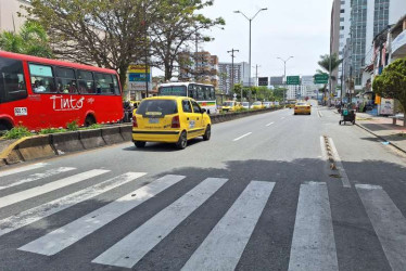 La medida busca promover el uso de transporte alternativo y reducir el impacto ambiental en la ciudad.
