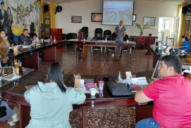 Otros partidos que tienen presencia en el Concejo de Risaralda son el Liberal y la coalición conformada por MIRA- Gente en Movimiento.