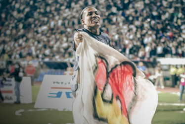 Esta es una de las cinco imágenes que publicó Dayro Moreno en la previa del clásico en el que el Once Caldas visitará al Deportivo Pereira. Le recordó a su rival que jugó en la B. Conozca las otras cuatro fotos, cada una con un mensaje particular.