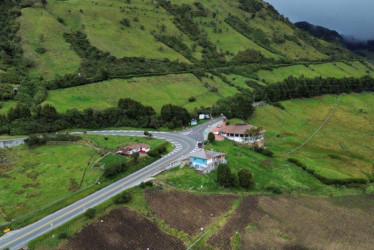 En el sector de La Esperanza se haría la protesta. Tras un espacio de diálogo con la Alcaldía de Murillo y representantes locales, la comunidad y el gremio transportador decidieron cancelar el cierre de la vía programado para este jueves 2 de abril. 
