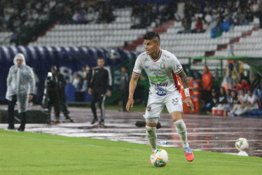 Once Caldas - Medellín, en vivo, en el estadio Palogrande. Juan Pablo Patiño busca consolidarse nuevamente en la titular del Blanco.