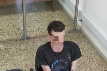 Foto| LA PATRIA  El fiscal no halló méritos para pedir una medida de aseguramiento, por lo que el viajero quedó libre y pudo seguir su recorrido, eso sí, vinculado formalmente a un proceso.