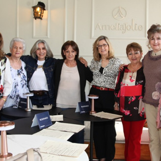 Foto | Argemiro Idárraga | LA PATRIA Martha Lucía Cárdenas Giraldo, Martha Lucía Pérez Quintero, Beatriz Pérez Quintero, Consuelo Henao Jaramillo, María Eugenia Cárdenas Giraldo, Ofelia González Naranjo, Luz Elena Restrepo Jaramillo, Nidia Castillo Uribe, Lucy Pérez Quintero, María Elena Pérez Quintero y Ana María Álvarez Chila, oriundas de Neira, se reunieron en un almuerzo en el restaurante Amelia Jolie.