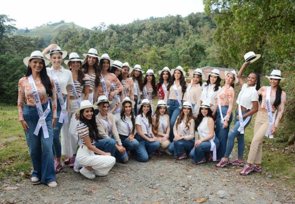 Reiando Internacional del Café