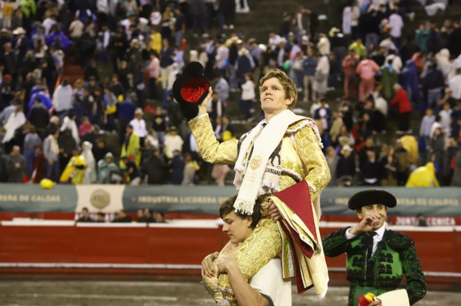 Borja Jiménez fue el tercer triunfador de la Temporada Taurina de Manizales al cortarle las dos orejas a su toro Callado de 482 kg de la ganadería de Las Ventas del Espíritu Santo.