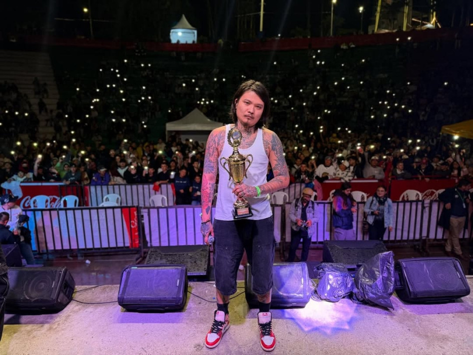 12 raperos se sacaron chispas en la nublada tarde de este miércoles (7 de enero), en la Feria de Manizales. Chang se consagró y elogió al público de la capital caldense.