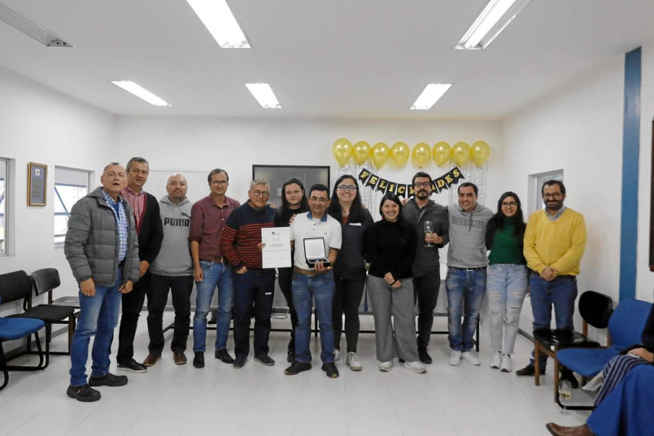 Darío Augusto Cardona, Juan Luis Taborda, Diego Hidalgo, Óscar Mejía, Virgilio López, Hermes Andrés Villamizar, Juan Carlos Layton, Laura Henao, Liset Espinoza, Juan Carlos Homez, David Fernando Muñoz, Sania Salazar y Fernando Ramírez.