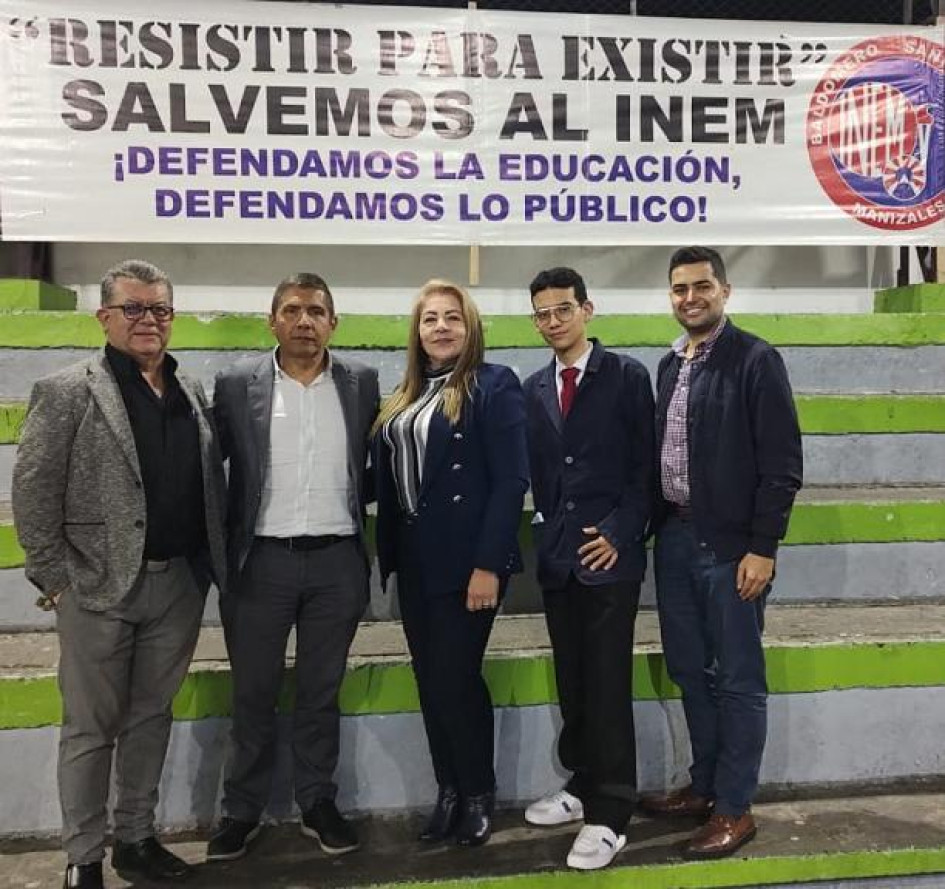 Fotos | Juan Carlos Unda Rocha | LA PATRIA Iván Jiménez Sánchez, Jorge Eliécer Rivera, rector del Inem; María Victoria Gutiérrez Castaño, presidenta del Sindicato Unidos por la Educación Manizales; Jhon Édison Mejía Gómez y Fernando Arcilla Castellanos, personero de Manizales.