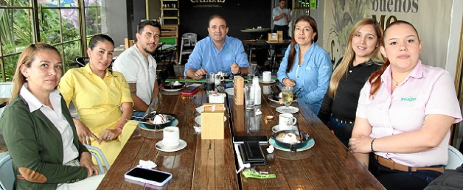 Foto | Argemiro Idárraga | LA PATRIA Corteva lnsagrin hizo cierre de semestre con una cena en el restaurante Cortesana y allí asistieron Viviana Lamprea, Lina Agudelo, Brahiam Guzmán, Diego Gaviria, Luisa Ramírez, Karen Salazar y María López.
