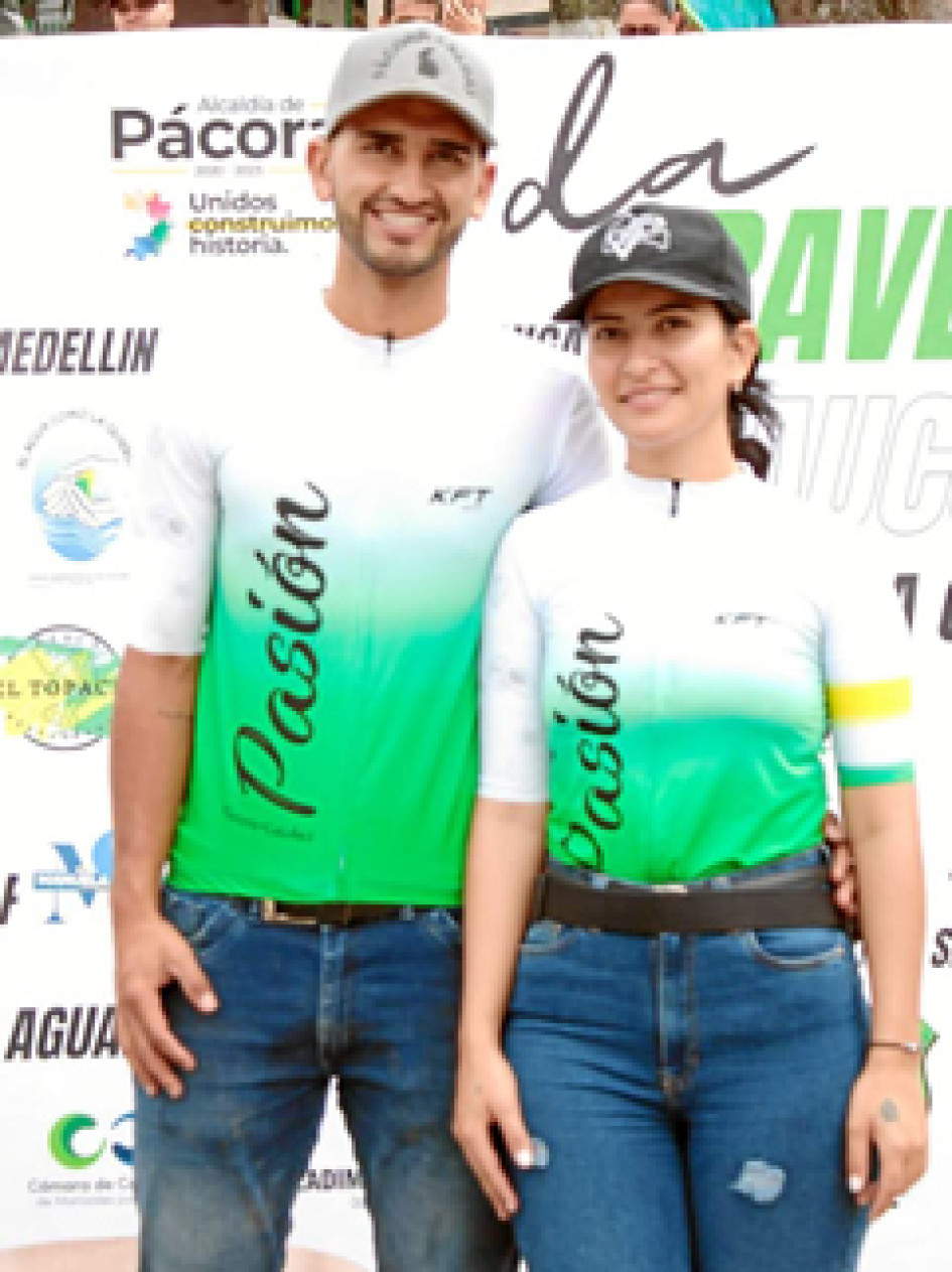 Fotos | Cortesía | LA PATRIA Julián Andrés Serna y Viviana Arbeláez, de Ruteando Travel, organizadores del Desafío Paucuras.
