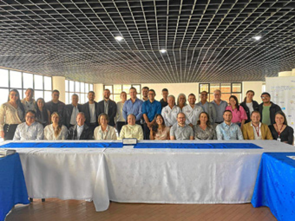 Foto | Cortesía UCM| LA PATRIA Grupo de participantes