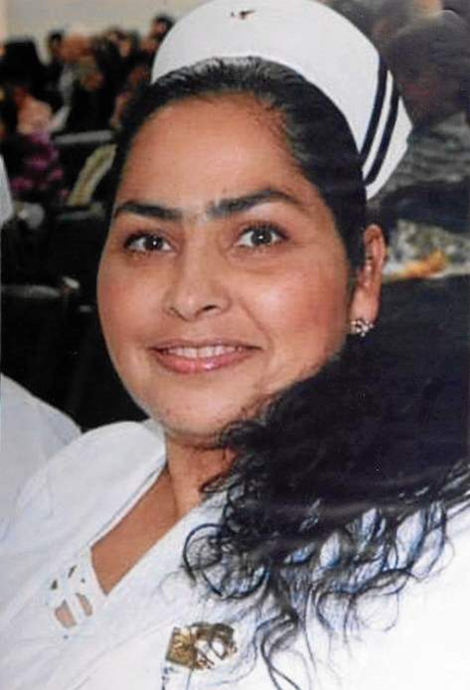 Foto | Cortesía | LA PATRIA El tiempo inexorable nos lleva hoy al tercer aniversario de la partida física de nuestra querida Cándida Rosa Castañeda Valencia. En esta jornada, que se recuerda su fallecimiento, elevaremos una oración al Altísimo en unas misas a realizarse: u 8:00 a.m. Biblioteca de la Facultad de Ciencias para la Salud (Universidad de Caldas) - Sala del Afecto. u 5:00 p.m. Parroquia de Villapilar. ¡Mientras te recordemos, agradeciendo tantas enseñanzas, no morirás en nuestros corazones!