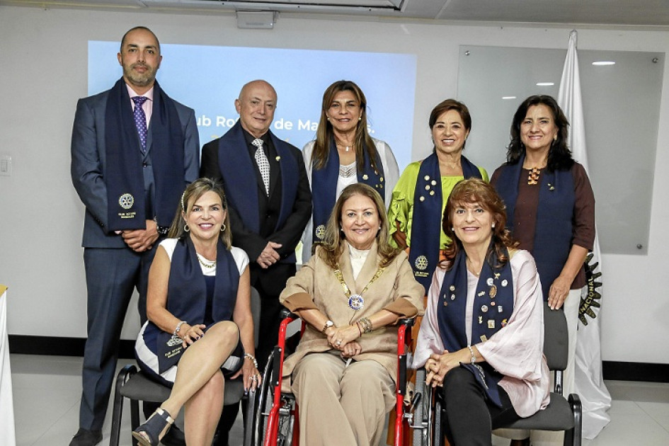 Junta directiva. Arriba: Jahir Quintero Benjumea, Bernardo Moreno Correa, Nancy Guacaneme Sánchez, Amparo Murcia Rodríguez y Gloria Liliana Pineda Nuñez. Abajo: Victoria Lucia Vieira Salazar, Ana Dolores Garcia Andrade (gobernadora del Distrito 4281 de Rotary), y Mónica Giraldo Mejía.