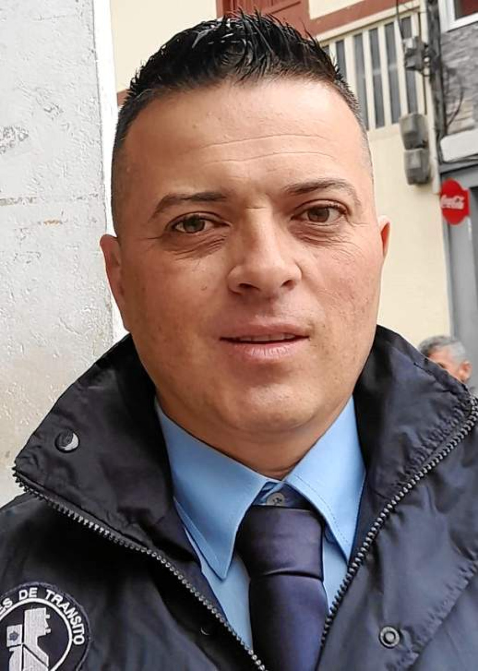 Foto | Rubén Darío López | LA PATRIA James Urrea fue designado por la Administración municipal de Pensilvania (Caldas) como el nuevo agente de tránsito, luego de un año sin que alguien cumpliera con estas funciones en el municipio. “Mi labor se va a centrar en la prevención y en proteger tanto a conductores como a peatones. Necesitamos orden en el tránsito del municipio y combatir la accidentalidad y el mal parqueo”, anotó el nuevo guarda de tránsito.