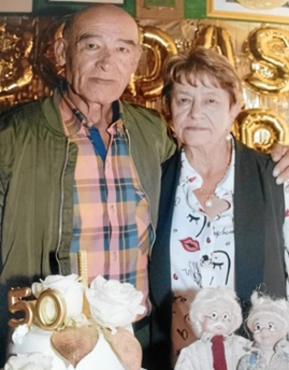 Foto | Cortesía | LA PATRIA Nelson Alarcón y Magnolia Alzate cumplieron el pasado sábado sus 50 años de matrimonio. Festejaron con una misa en la Parroquia Santa Marta y, posteriormente, con una comida junto a sus familiares, hijos y nietos en el restaurante Carrataplán.