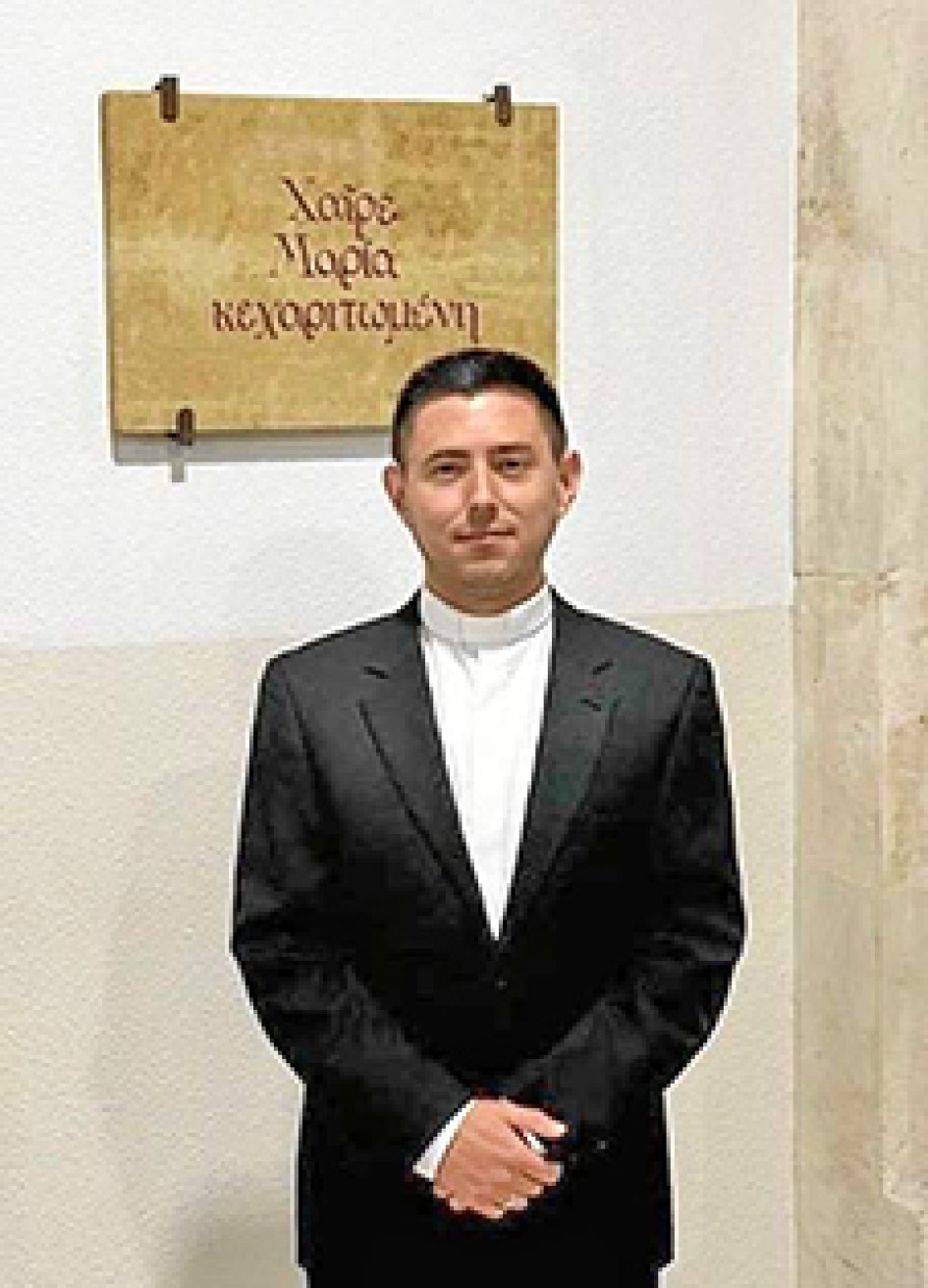 El presbítero Guillermo Andrés Gómez Aristizábal, natural de Manzanares (Caldas), terminó sus estudios de Licenciatura en Teología Práctica en la Universidad de Salamanca, España.