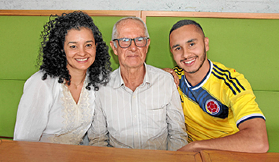 Luis Miguel Duque Laserna compartió su almuerzo de cumpleaños junto a sus padres Lupe Laserna y Luis Ángel Duque.