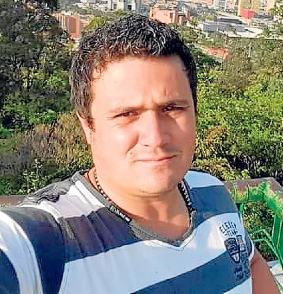 Foto | Luis Ángel Giraldo | LA PATRIA A sus 38 años falleció Wilson Ramírez Betancurth, natural de Marquetalia (Caldas). Wilson se desempeñaba como conductor de la Empresa Arauca. Sus conocidos lo destacaron por su servicio a la comunidad.