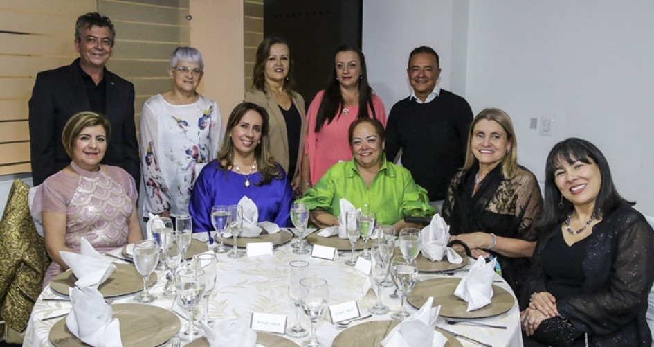 Directivos y docentes: Juan Carlos Pineda Uribe, facilitador de Protocolo JCI, María Isabel Ramírez Rojas, Coord. Investigación; Clara Ruby Loaiza Tabares, Coord. Basica Primaria J.M.; Gloria Estella Martinez García, Coord. Convivencia; Alquider García Pineda, Coord. Preescolar y Basica Primaria; Olga Patricia Osorio Ramírez, Coord. Plurilingüismo; Alba Rocío Arias Muñoz, Directora Grupo IV Sem. F. C.; Aleyda Quintero Valencia, Rectora E.N.S. de C. María Dorania Alzate Echeverri, Coord. Práctica Pedagógica;