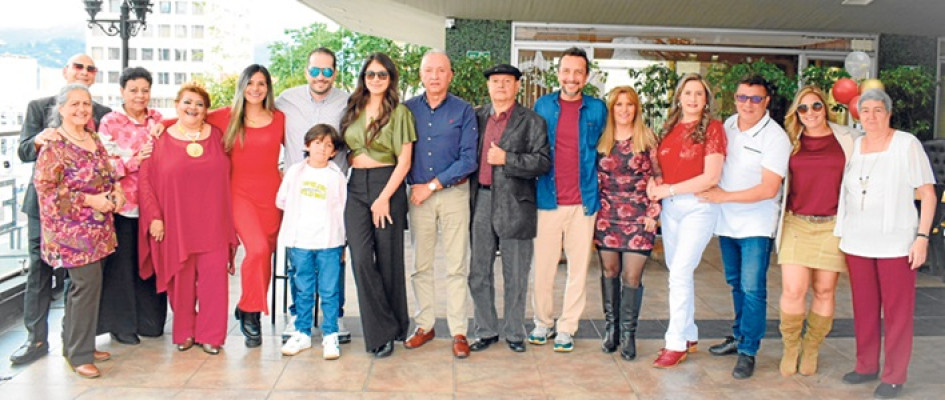 Orlando Alzate, Carolina Gallego, Luz Stella Piedrahíta, Mayra Stella Gallego Mejía, María Alejandra Cárdenas, Santiago Nicholls, Juan Antonio Nicholls Valencia, Valentina Valencia, Gilberto González, Oswaldo Gallego, Daniel Londoño, Teresa Serna, Leidy Arias, Jorge Alirio Nieto, Ana María Gallego y Martha Arbeláez