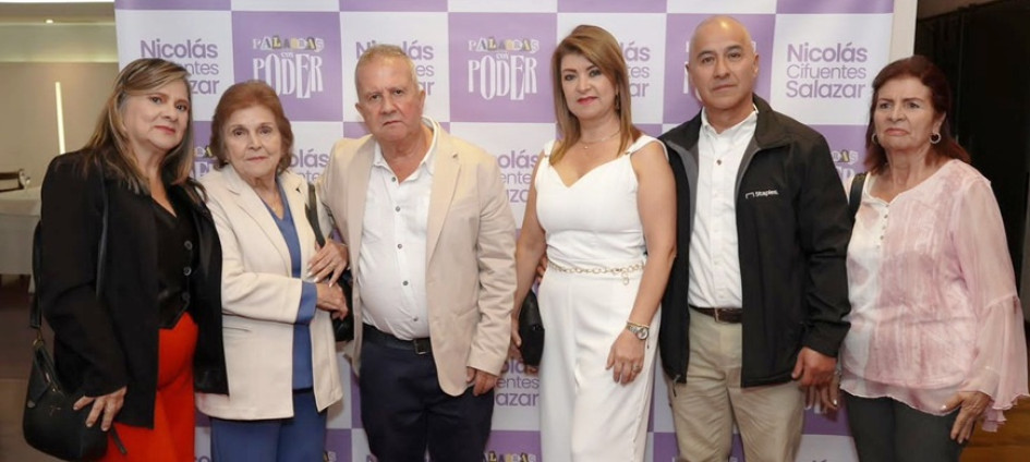 Fotos | Cortesía Nicolás Cifuentes | LA PATRIA Consuelo Salazar, Aceneth Buitrago, Nelson Salazar, Alba Salazar, Fangio Henao y Martha Salazar.