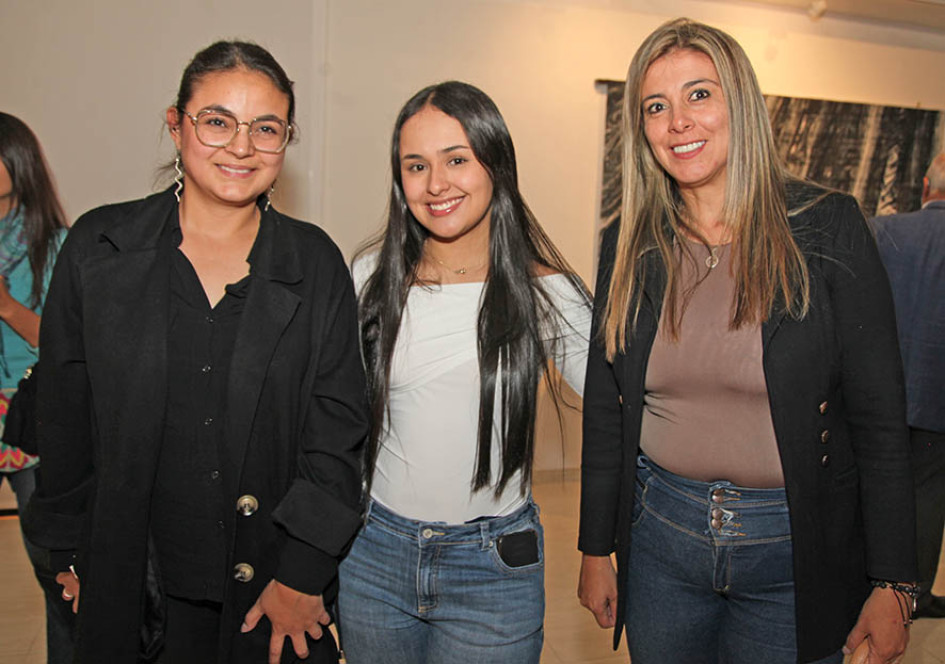 Eloisa Castillo, Mariana Cortés y Sandra Milena Valencia.