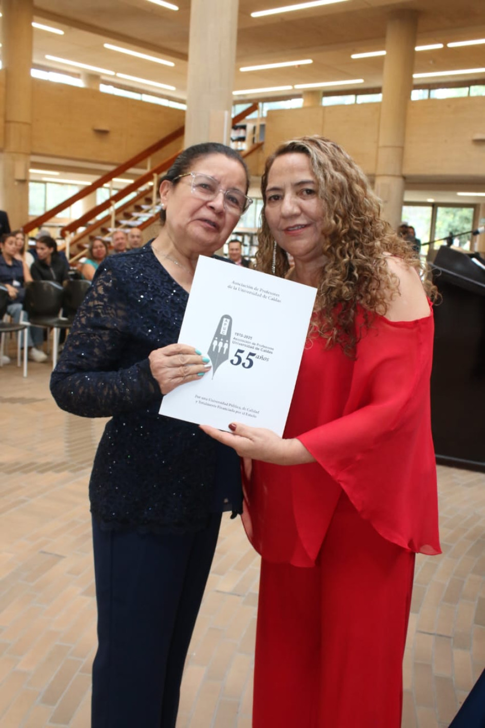 Foto | Cortesía U. de Calda | LA PATRIA  Los docentes fueron reconocidos por su trabajo.