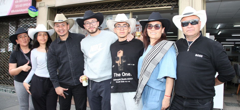 Tatiana Calderón, Daniela Pardo, Mauricio Durán, Santiago Serrano, David Serrano, Alexandra Calderón y Ángel Serrano.