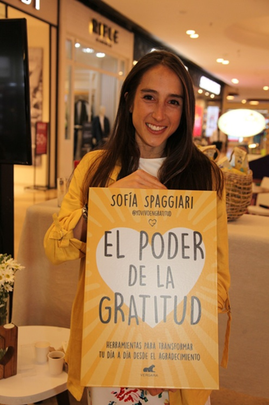 Fotos | Argemiro Idárraga | LA PATRIA Sofía Spaggiari, autora del libro.