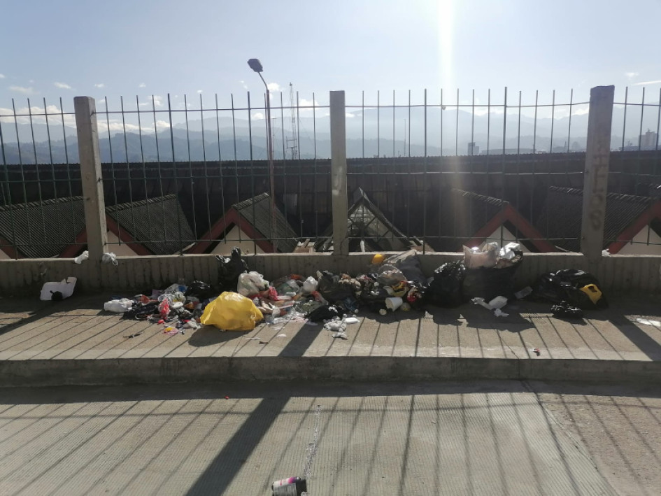 Por este sector bajan busetas que vienen de Chipre, en dirección al Centro de la ciudad. Así se encontraba el domingo.