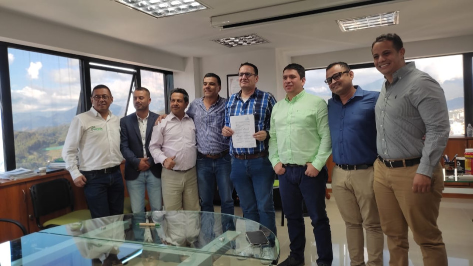 Supimos que: Fondo del agua en el oriente