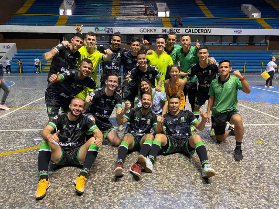 El equipo de fútbol sala de la U. de Manizales perdió la ida.