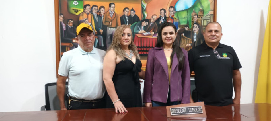 Nueva mesa directiva del Concejo de Manzanares.