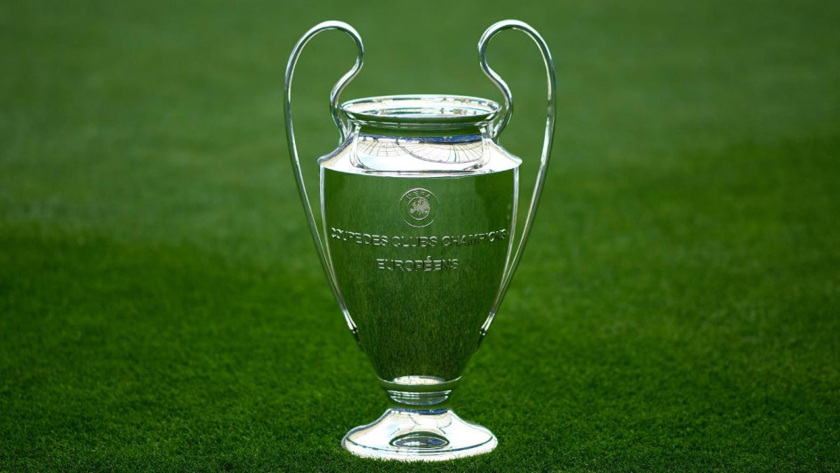 Los favoritos de la Champions League calientan motores
