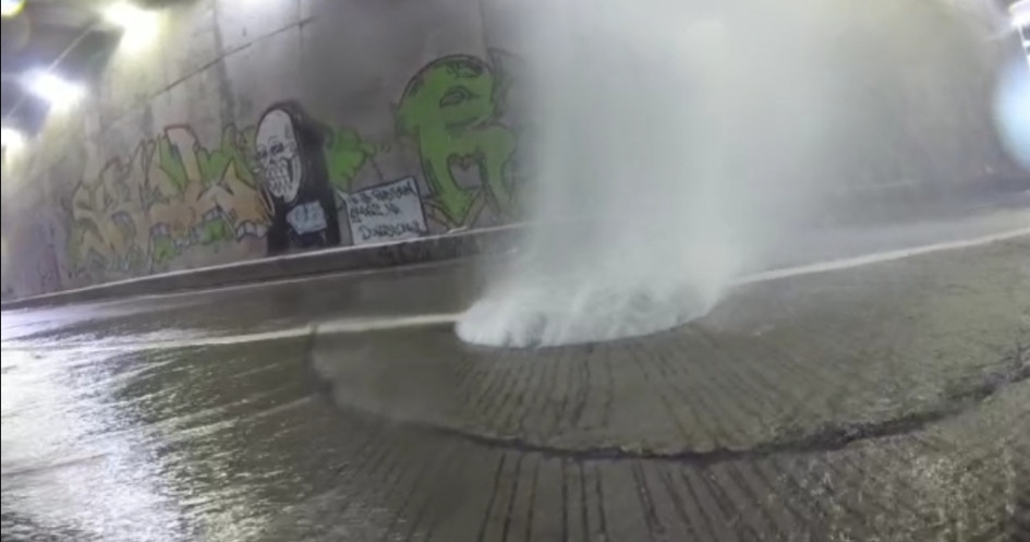 tapa alcantarilla túnel Campohermoso-Liborio