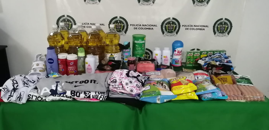 Lo robado. Aprovechaban el descuido de los vigilantes y empleados.