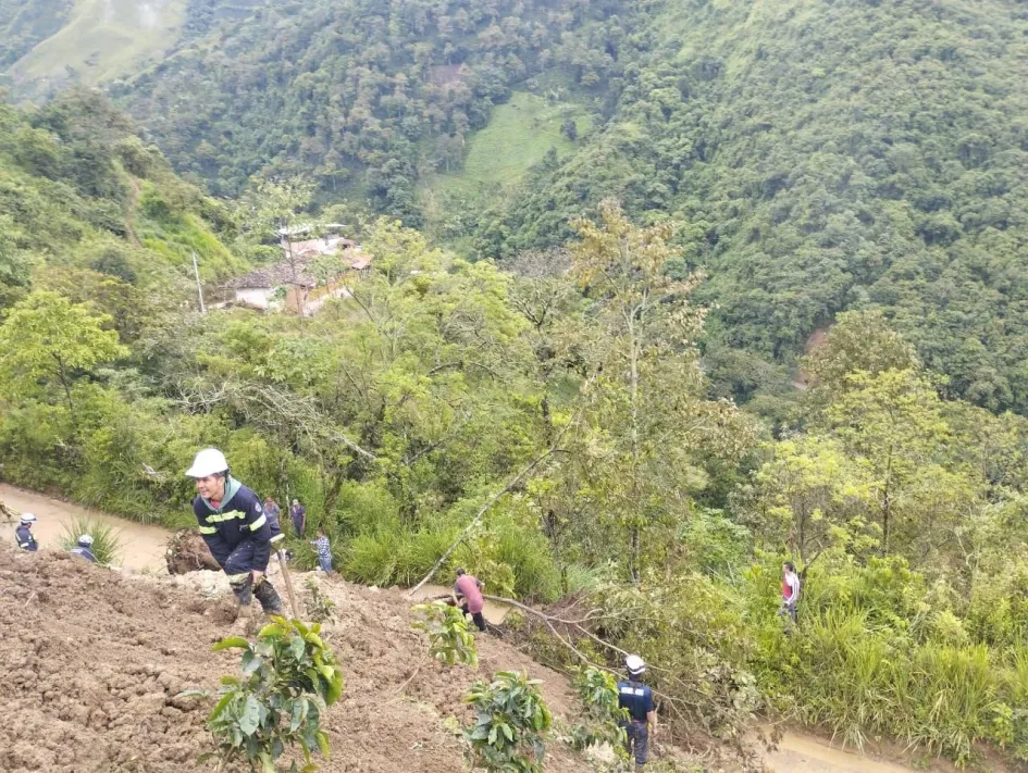 Labores de búsqueda de un adulto mayor en Salamina.